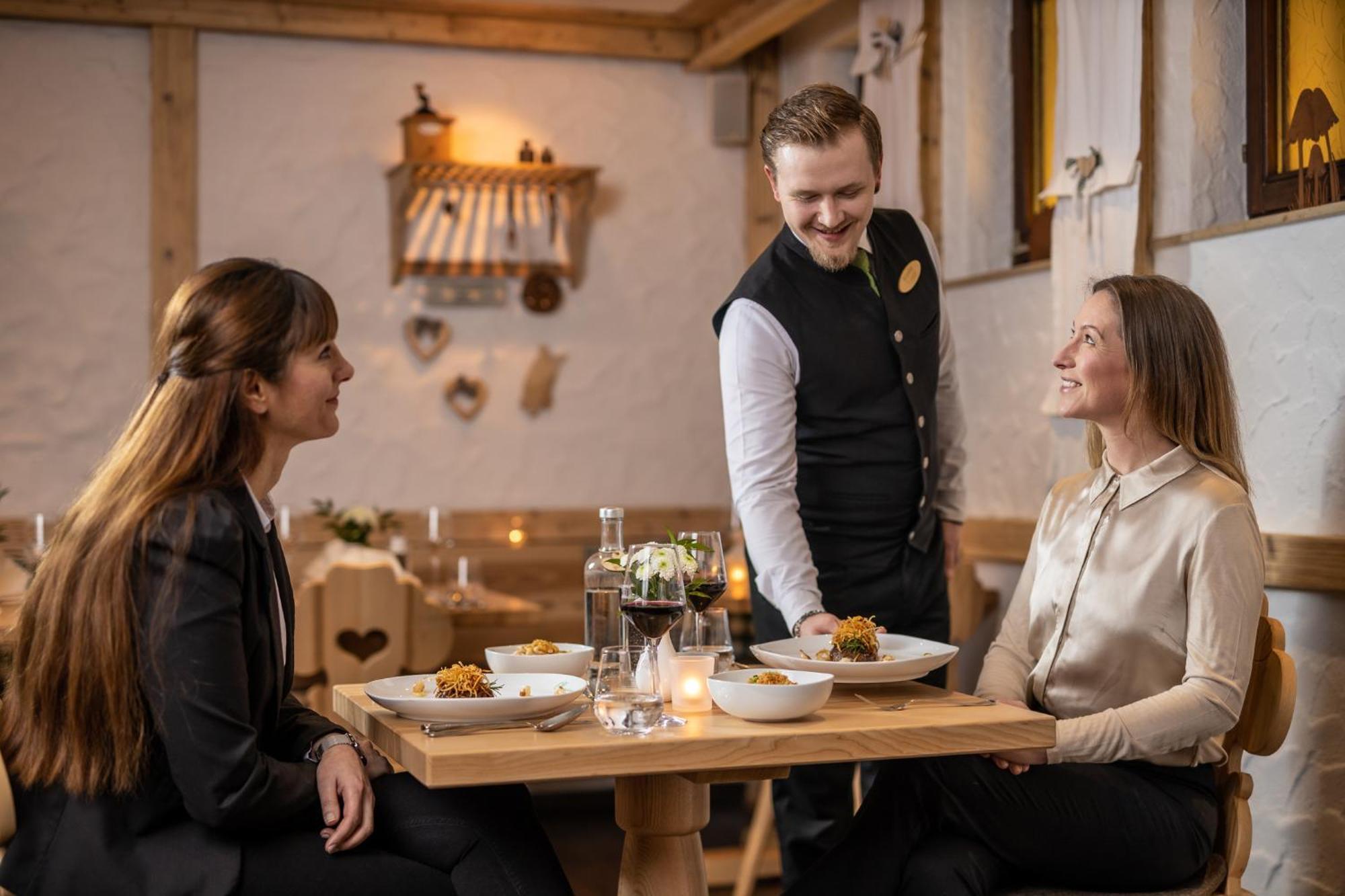 & Restaurant Zum Reussenstein Hotel