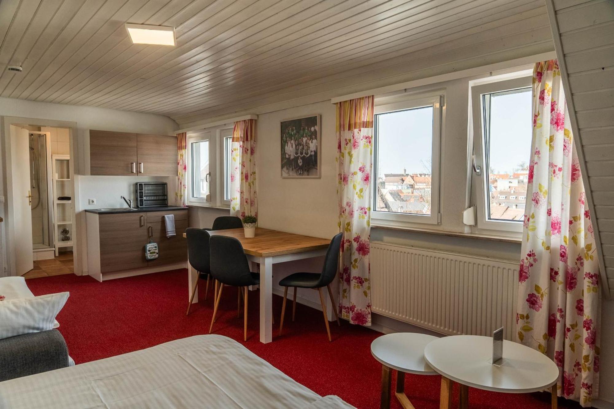 Hotel & Restaurant Zum Reussenstein 3*
